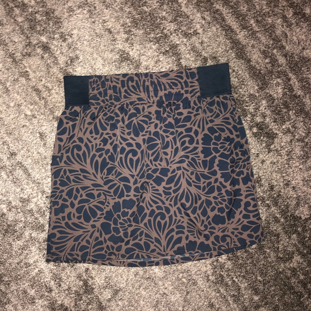 Beautiful cinge front mini skirt